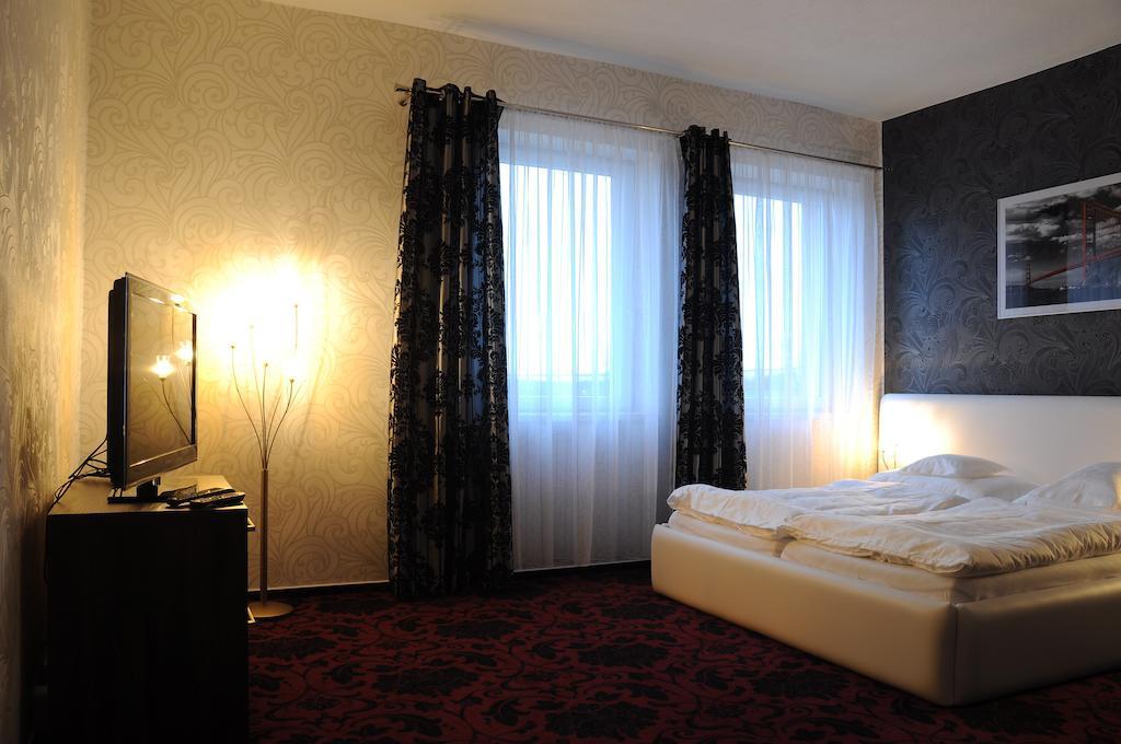 Restaurace A Amerika Hotel