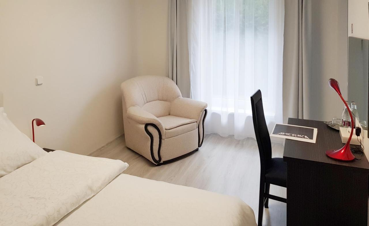 Restaurace A Amerika 3* Havirov
